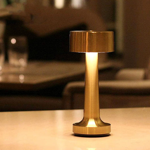 Luxurious Table Lamp for CafΓ©s & Restaurants | Dimmable & Energy-Efficient