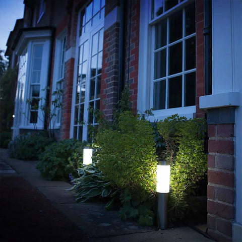 Solarglo | Solar-Powered Waterproof Garden Lamp