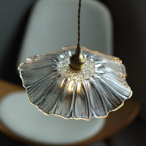 Elegant Flower Glass Pendant Light - Stylish Floral Design for Modern Spaces