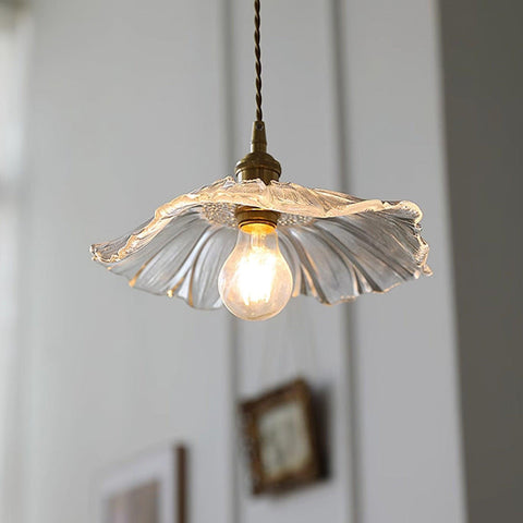 Elegant Flower Glass Pendant Light - Stylish Floral Design for Modern Spaces