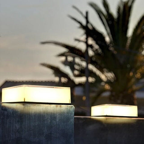 Flat Out Solar Lamp