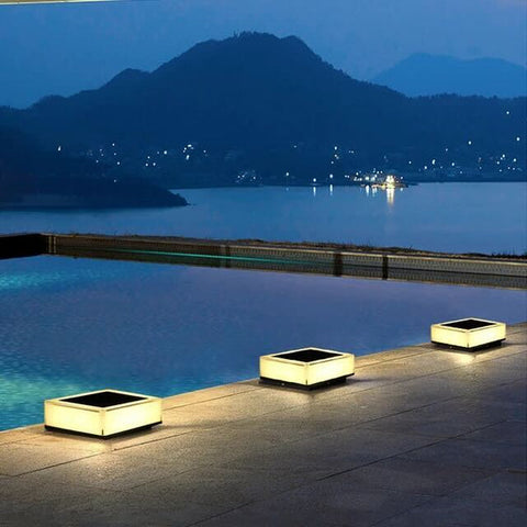Flat Out Solar Lamp