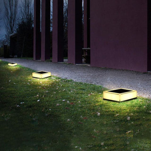 Flat Out Solar Lamp