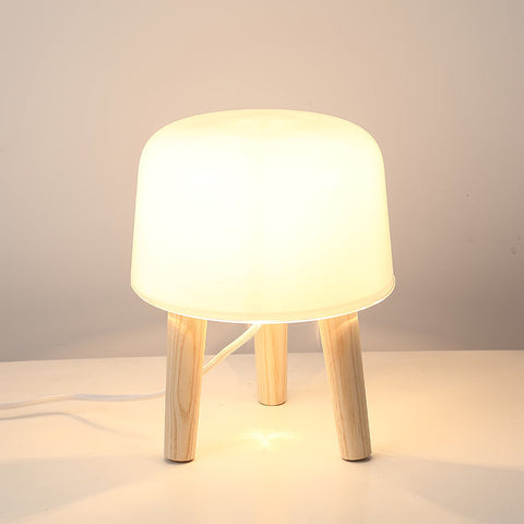 Milk Table Lamp | Timeless Design with Adjustable Lighting