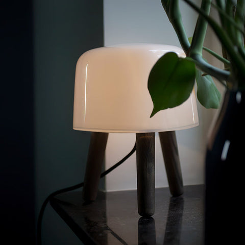 Milk Table Lamp | Timeless Design with Adjustable Lighting