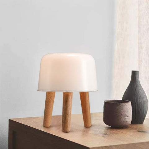 Milk Table Lamp | Timeless Design with Adjustable Lighting
