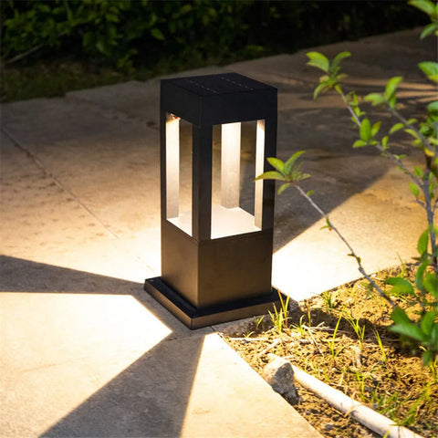 Nimbus Light Solar Powered Column Lamp
