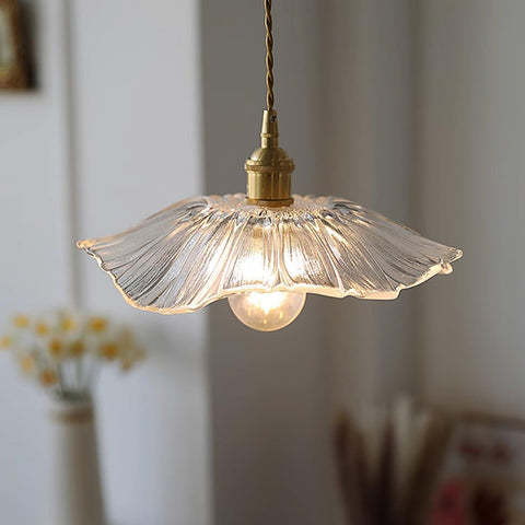 Elegant Flower Glass Pendant Light - Stylish Floral Design for Modern Spaces
