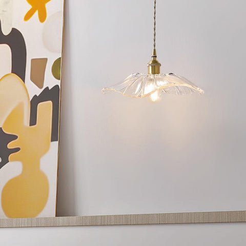 Elegant Flower Glass Pendant Light - Stylish Floral Design for Modern Spaces