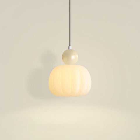Yedra Pendant Lamp | Elegant Pumpkin-Shaped Design for Bedrooms & Dining Rooms