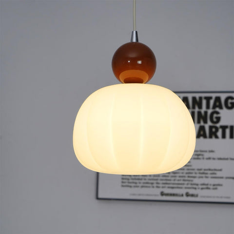 Yedra Pendant Lamp | Elegant Pumpkin-Shaped Design for Bedrooms & Dining Rooms